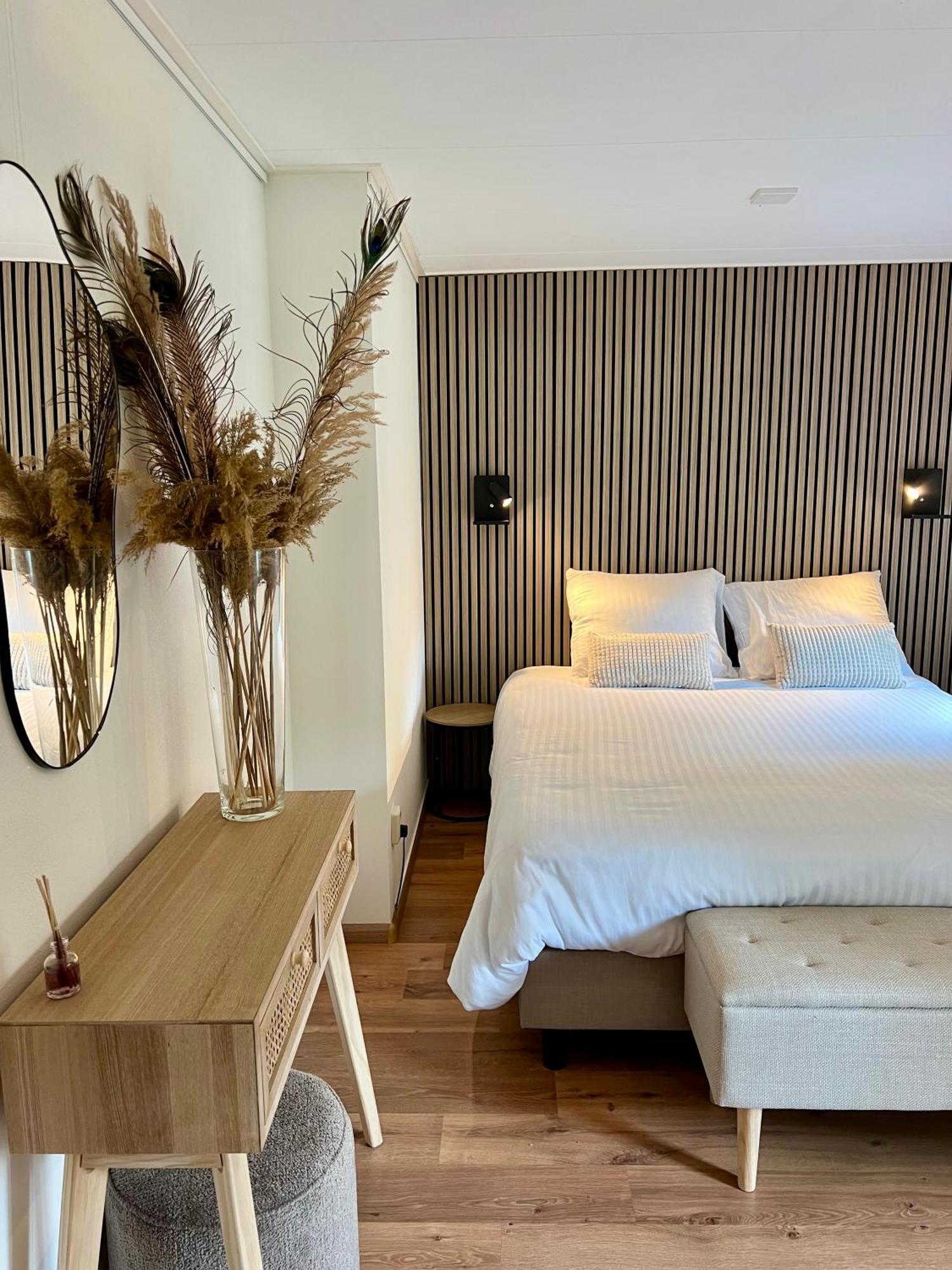 Luxe Boshuisje Met Prive Wellness & Jacuzzi Op De Veluwe Ermelo Exteriör bild